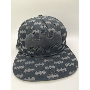 Bioworld Batman All Over Graphic SnapBack Hat Adjustable Black Gray Logo DC